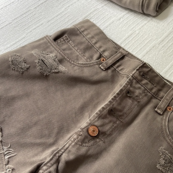 Abercrombie High Rise Shorts - Picture 2 of 6